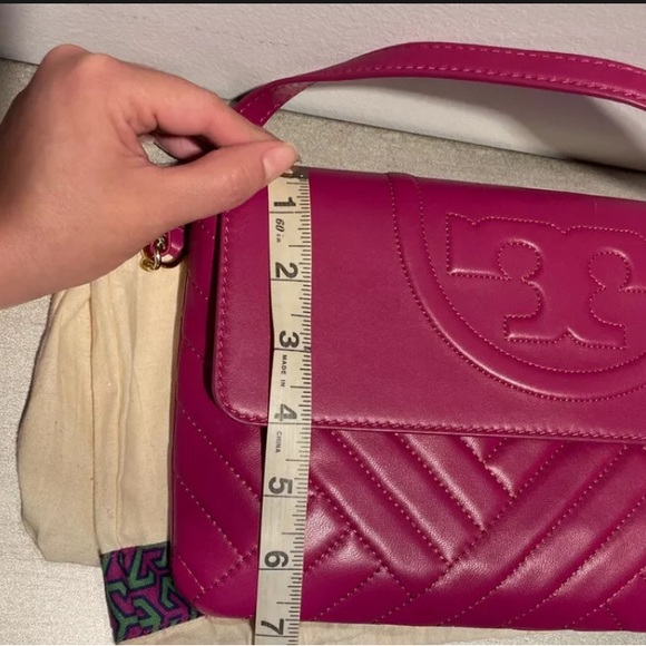 NWT Tory Burch Alexa Convertible Clutch in  Party Fuchsia 🩷 - Picture 12 of 16